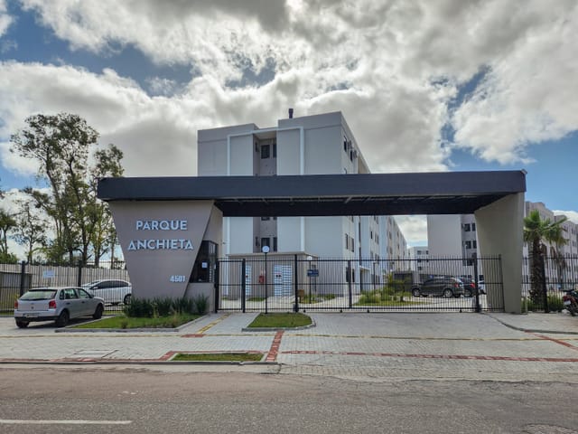 Apartamento com 67m² 2 quartos e 1 banheiro, para alugar, no bairro Centro em Pelotas