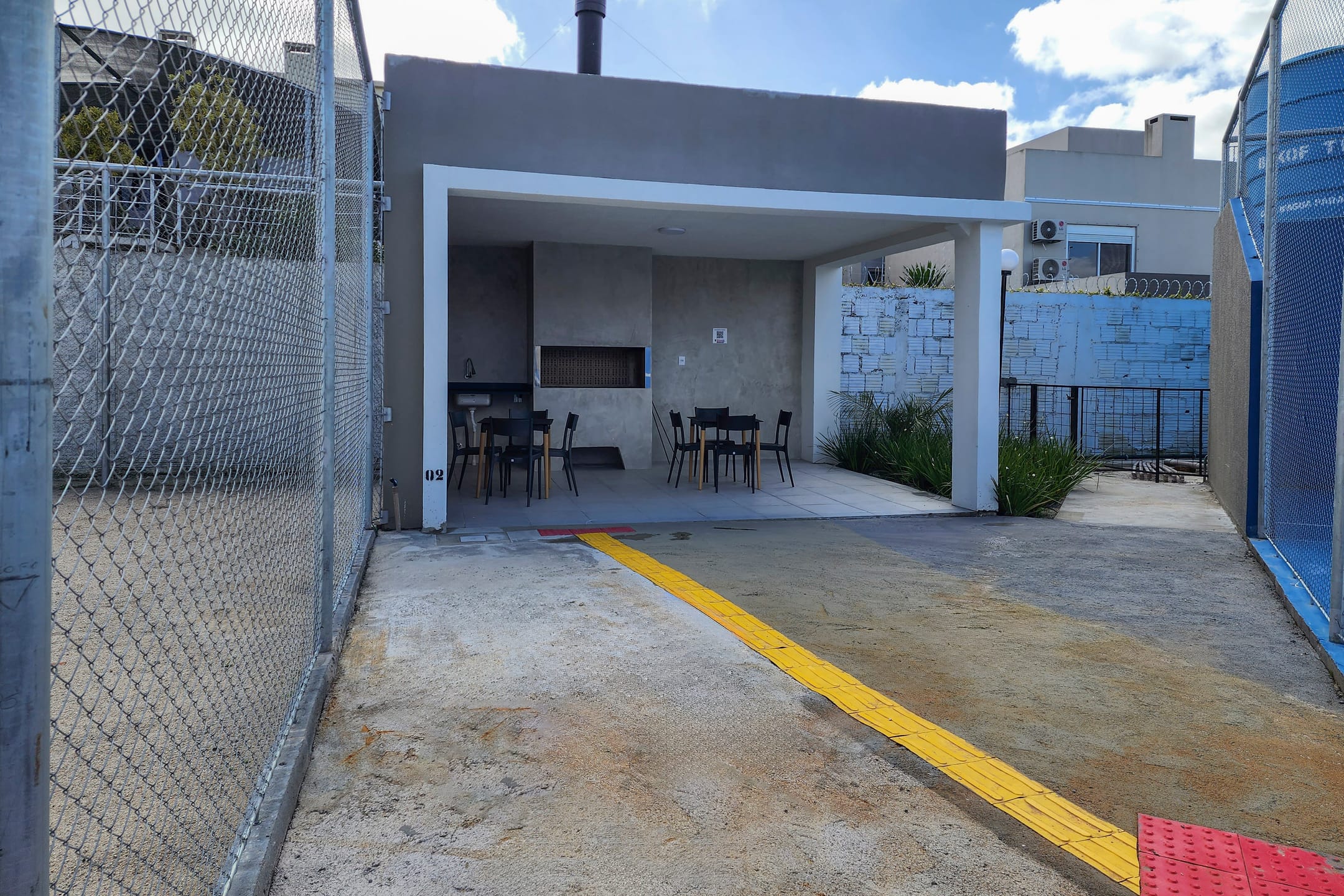 Apartamento de 2 Dormitórios para Aluguel no Centro de Pelotas RS com Excelente Localização, Conforto e Praticidade no Dia a Dia - 16
