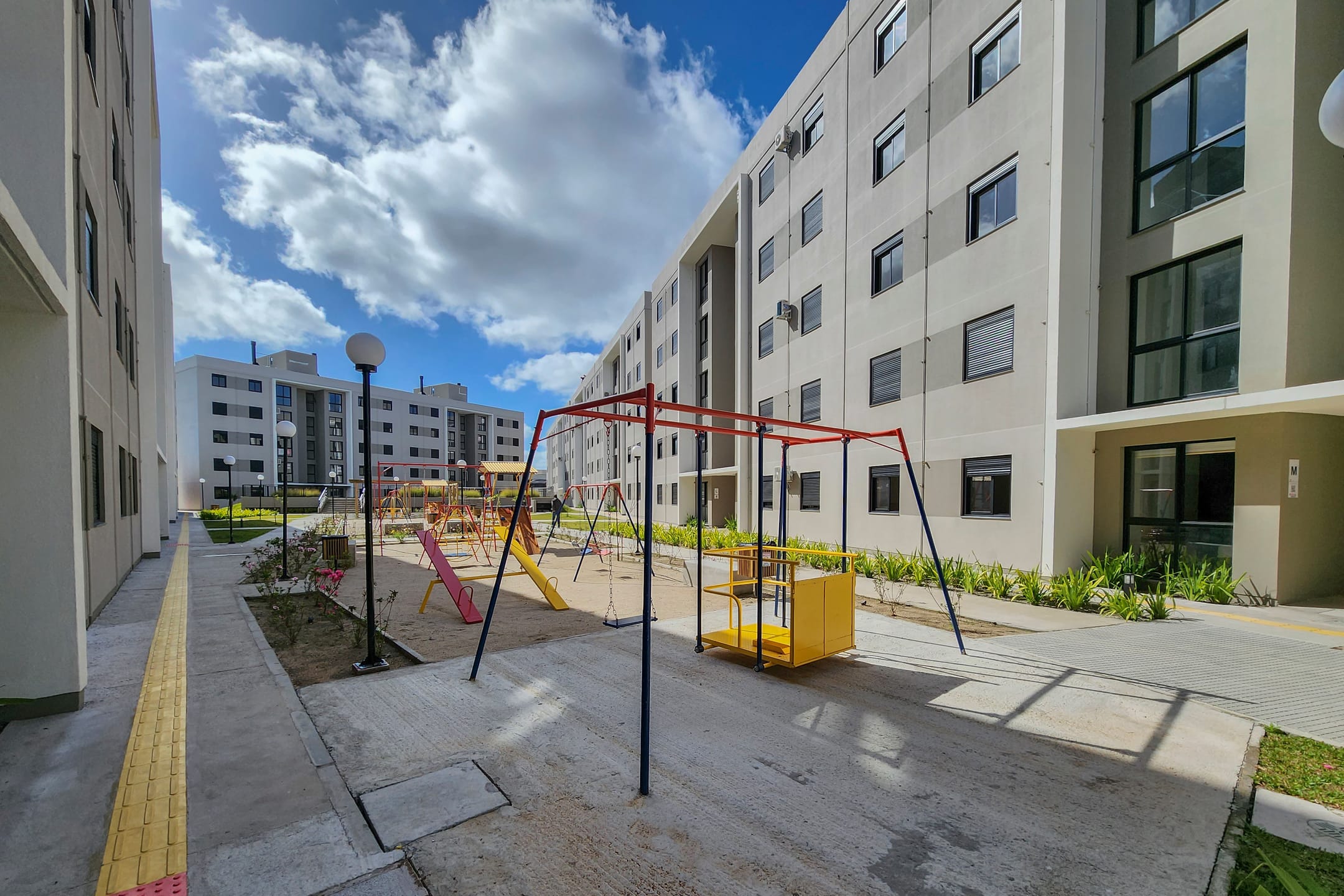 Apartamento de 2 Dormitórios para Aluguel no Centro de Pelotas RS com Excelente Localização, Conforto e Praticidade no Dia a Dia - 22