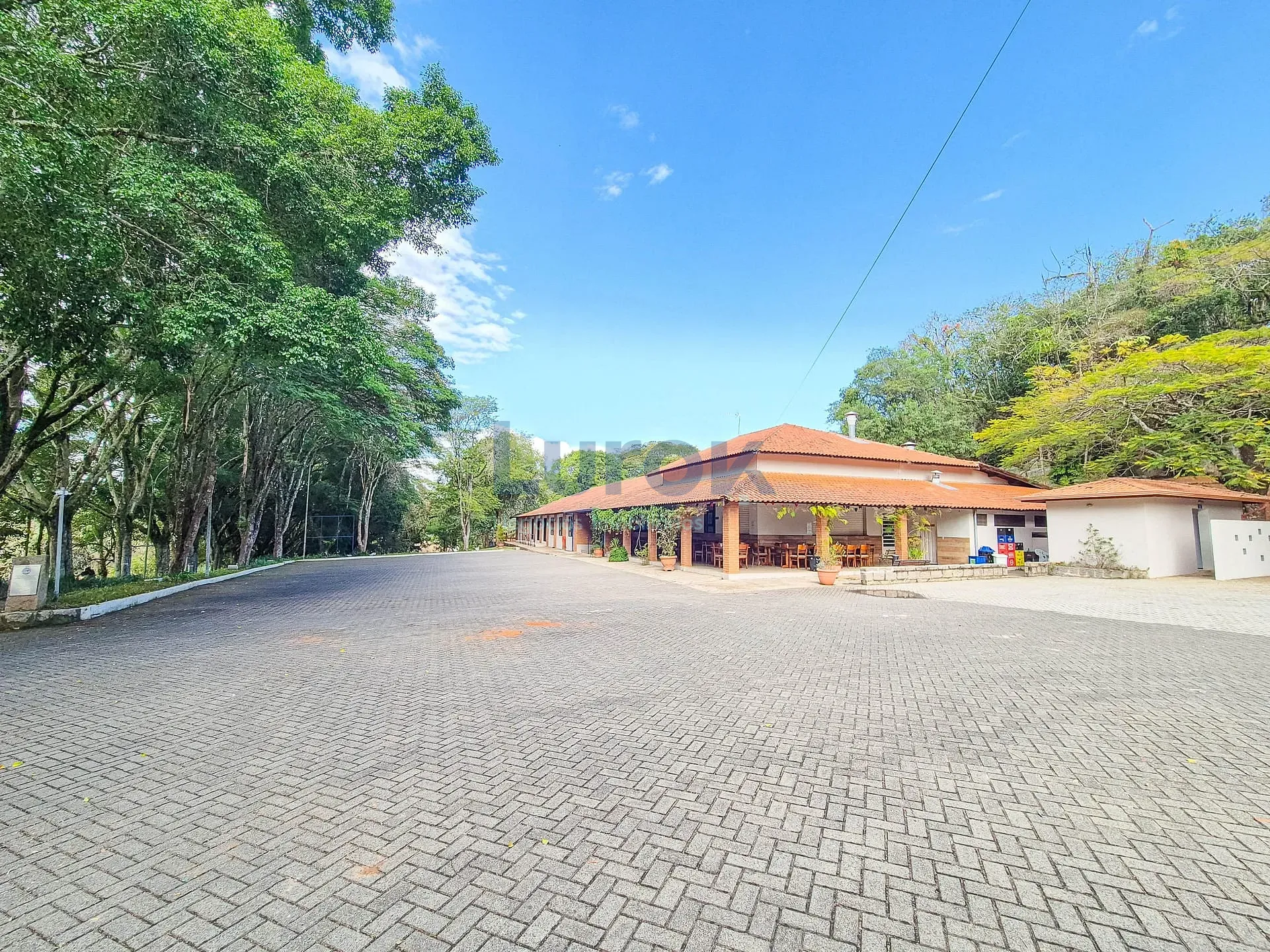 Casa, 4 quartos, 230 m² - Foto 35