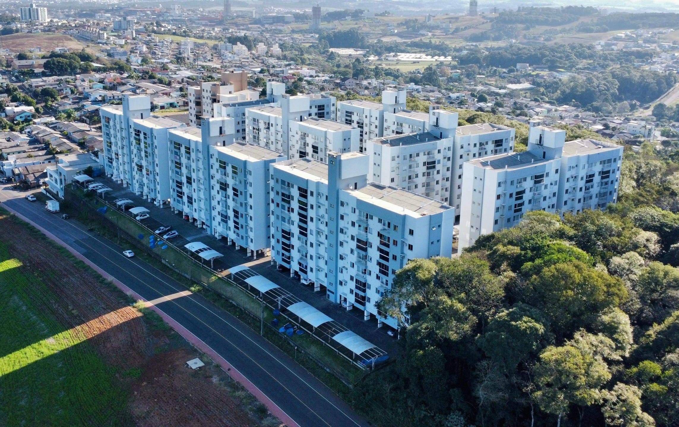 Apartamento para alugar com 2 dormitórios, 1 banheiro, 1 vaga de garagem e 54m² de área privativa no bairro Vila Real