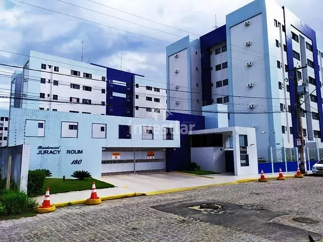 Apartamento 2 quartos e 2 banheiros, à venda, no bairro Sandra Cavalcante em Campina Grande
