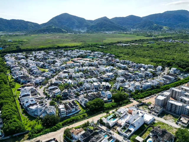 Terreno com 272m², à venda, no bairro Recreio dos Bandeirantes em Rio de Janeiro