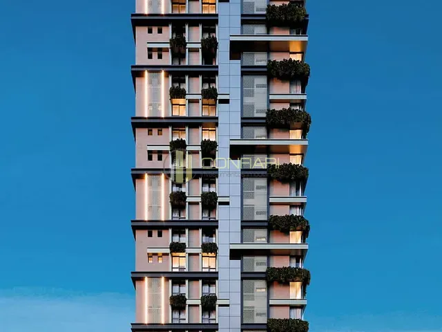 Apartamento com 240m² 4 quartos e 5 banheiros, à venda, no bairro Centro em Itapema