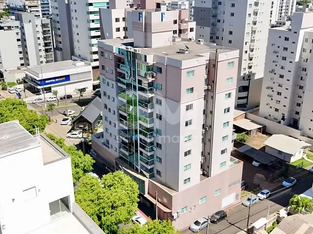 Apartamento 2 quartos e 2 banheiros, para alugar, no bairro Presidente Médici em Chapecó