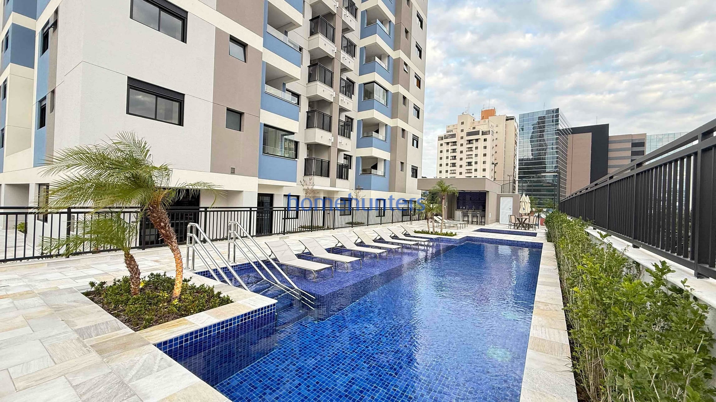 Apartamento à venda e aluguel com 3 quartos, 105m² - Foto 1