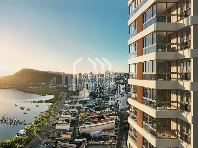 Lançamento 4 quartos e 5 banheiros, disponível, no bairro Fazenda em Itajaí