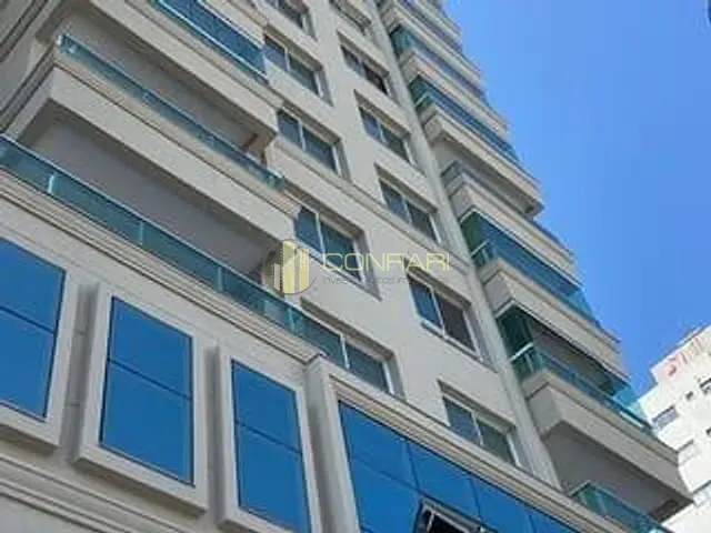 Apartamento com 142m² 3 quartos e 4 banheiros, à venda, no bairro Centro em Itapema