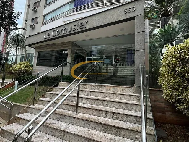 Apartamento com 182m² 3 quartos e 3 banheiros, à venda ou para alugar, no bairro Santa Rosa em Londrina