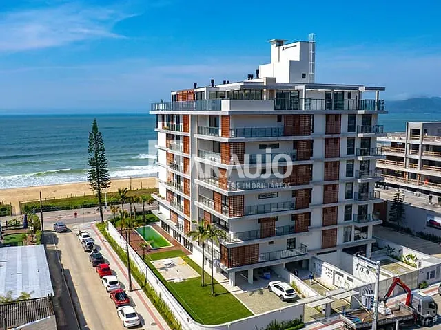 Cobertura / Penthouse com 567m² 4 quartos e 8 banheiros, à venda, no bairro Praia Brava em Itajaí