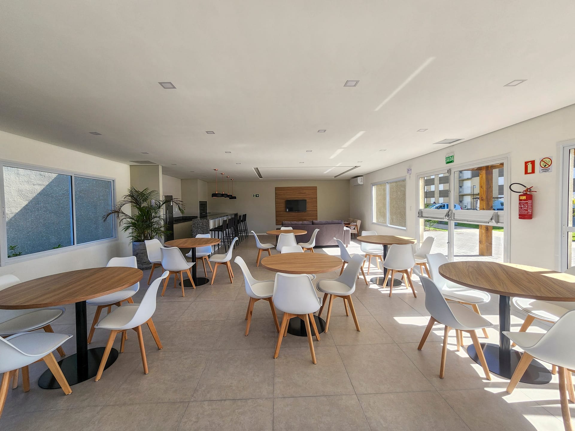 Apartamento mobiliado à venda no Aveiro, Fragata - 50 m², 2 quartos, cozinha planejada e sacada com ótima posição solar. - 11