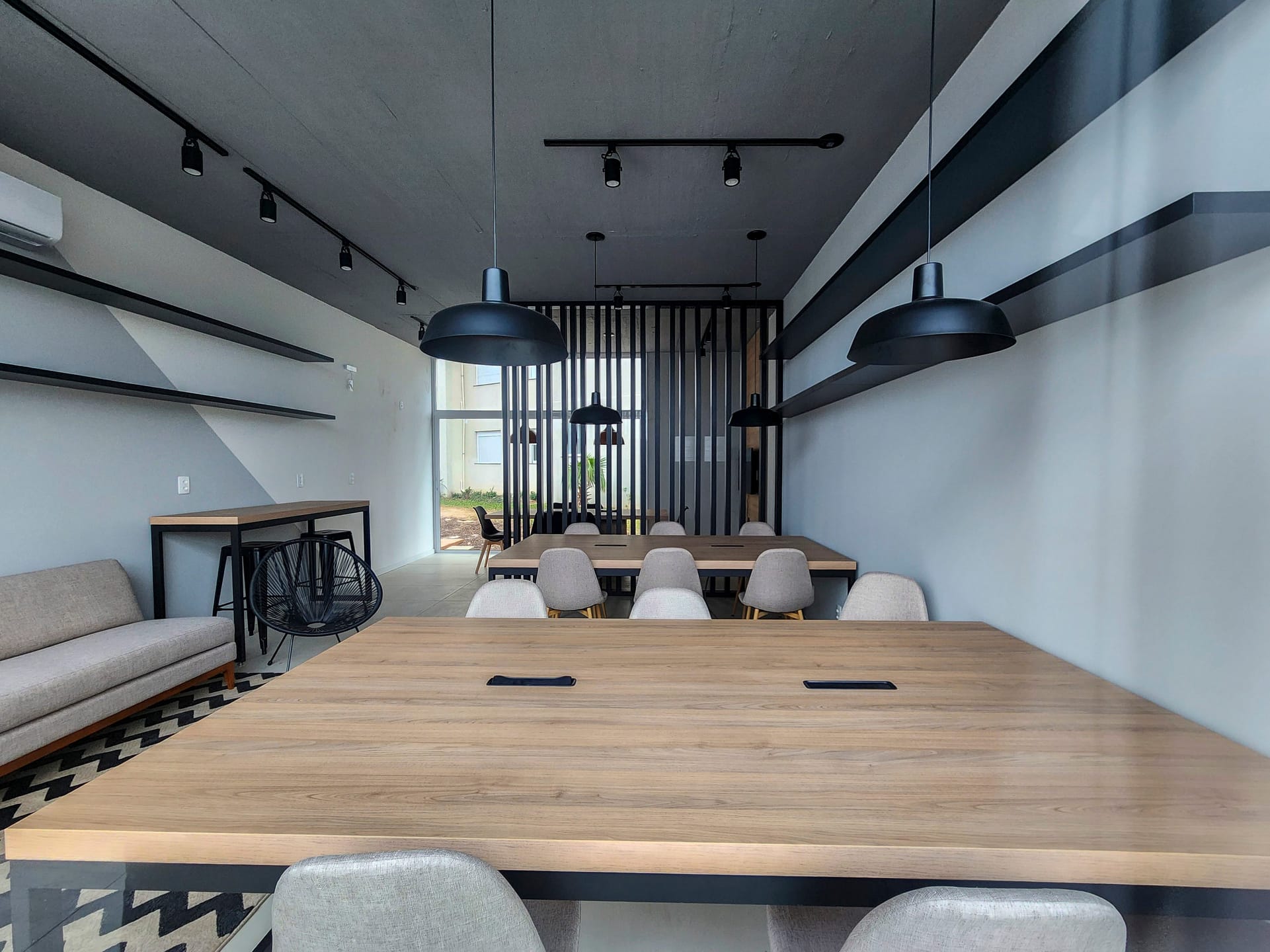 Apartamento à venda no Smart Urban Club, Areal - com 62 m², 2 quartos (sendo 1 suíte), andar alto com sacada e churrasqueira, - 11
