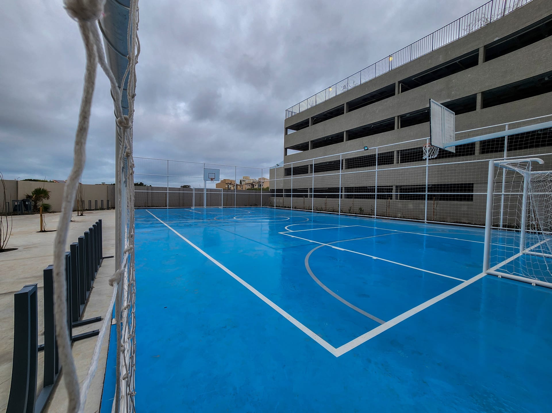 Apartamento à venda no Smart Urban Club, Areal - com 62 m², 2 quartos (sendo 1 suíte), andar alto com sacada e churrasqueira, - 31