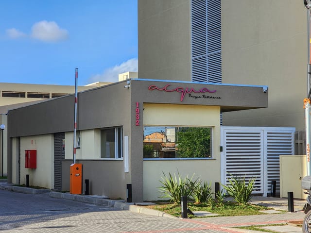 Apartamento com 62m² 2 quartos e 1 banheiro, para alugar, no bairro Centro em Pelotas
