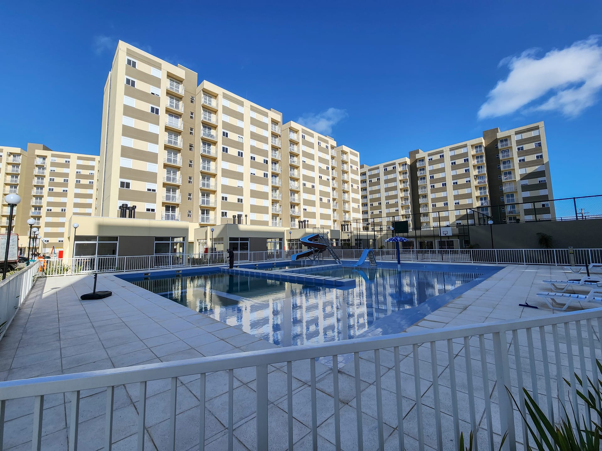 Apartamento 2 dormitórios para locação no Centro de Pelotas RS com ótima localização, próximo a serviços, conforto e praticidade diária já! - 16