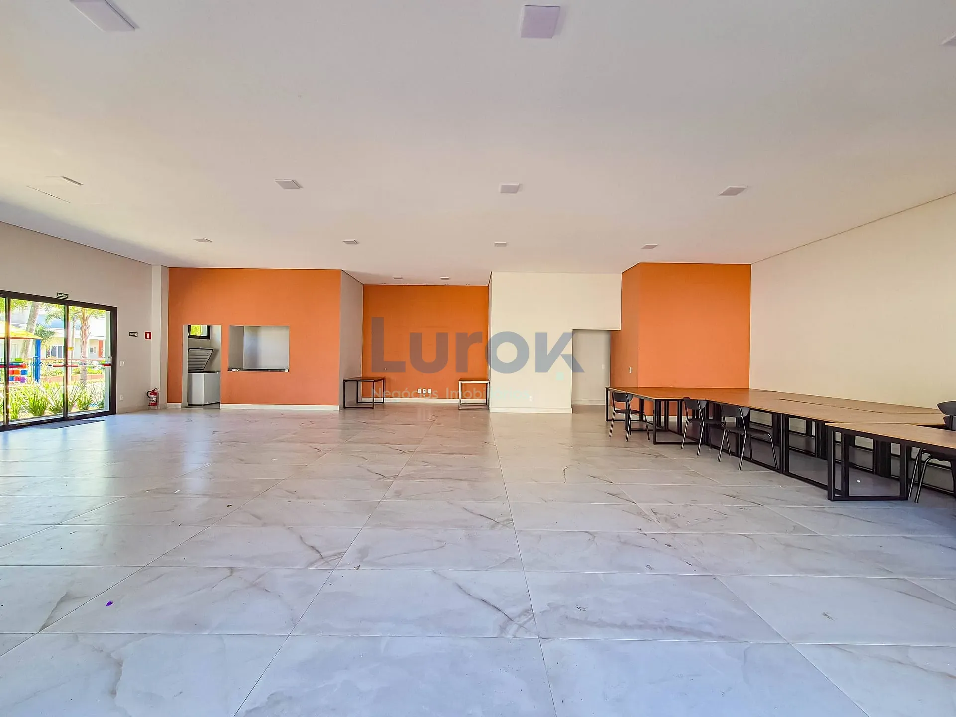 Casa, 3 quartos, 245 m² - Foto 37