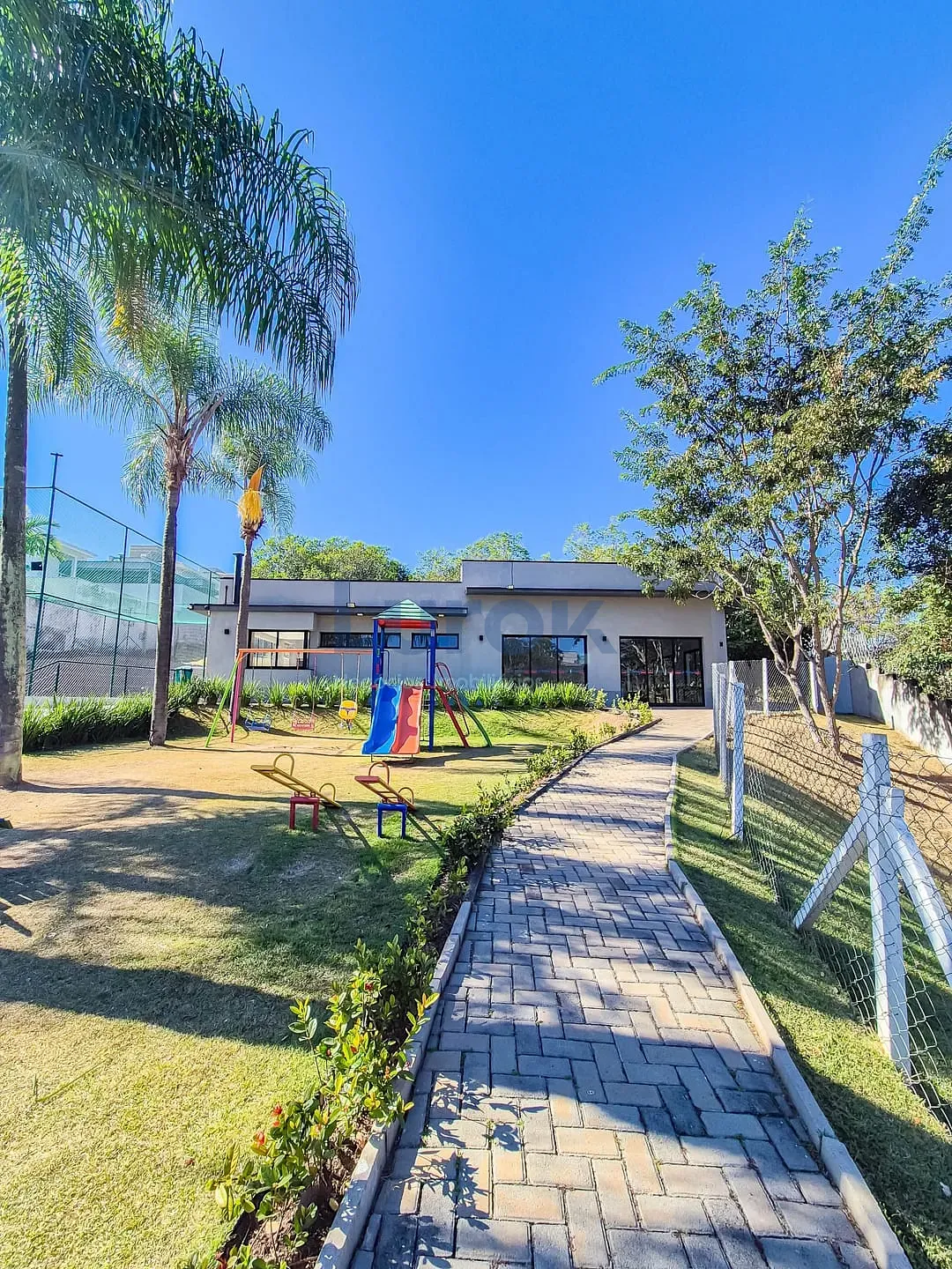 Casa, 3 quartos, 245 m² - Foto 41