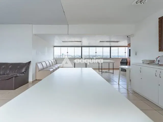 Apartamento com 174m² 3 quartos e 2 banheiros, à venda, no bairro Centro em Ponta Grossa