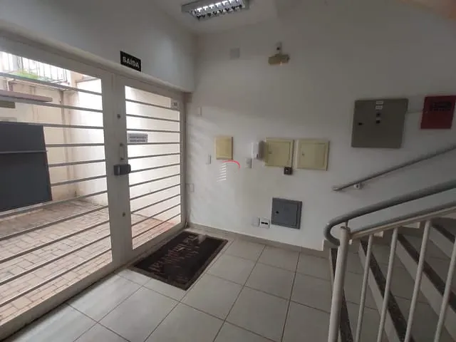 Sala com 68m², para alugar, no bairro Centro em Londrina