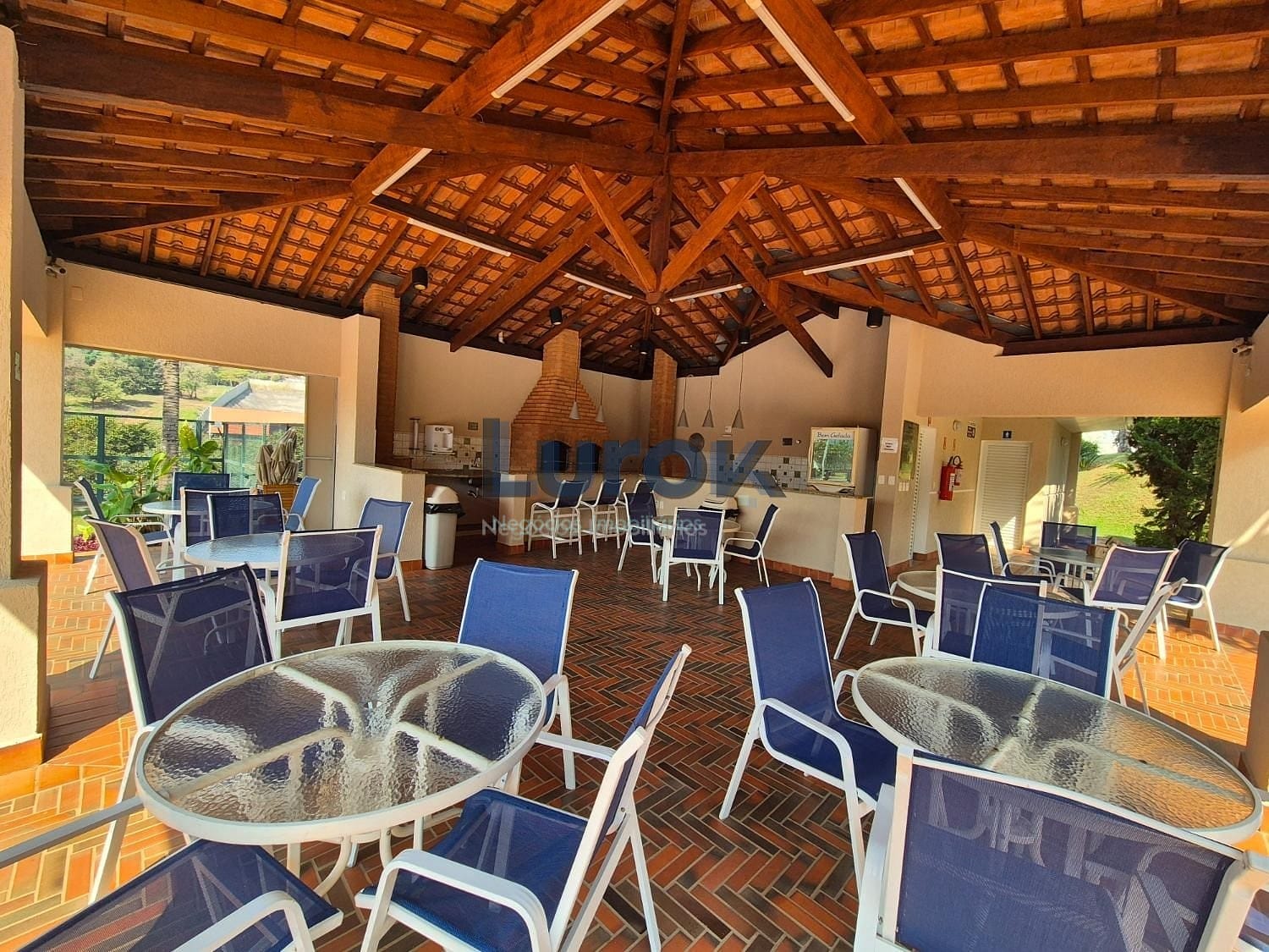 Casa, 3 quartos, 270 m² - Foto 45