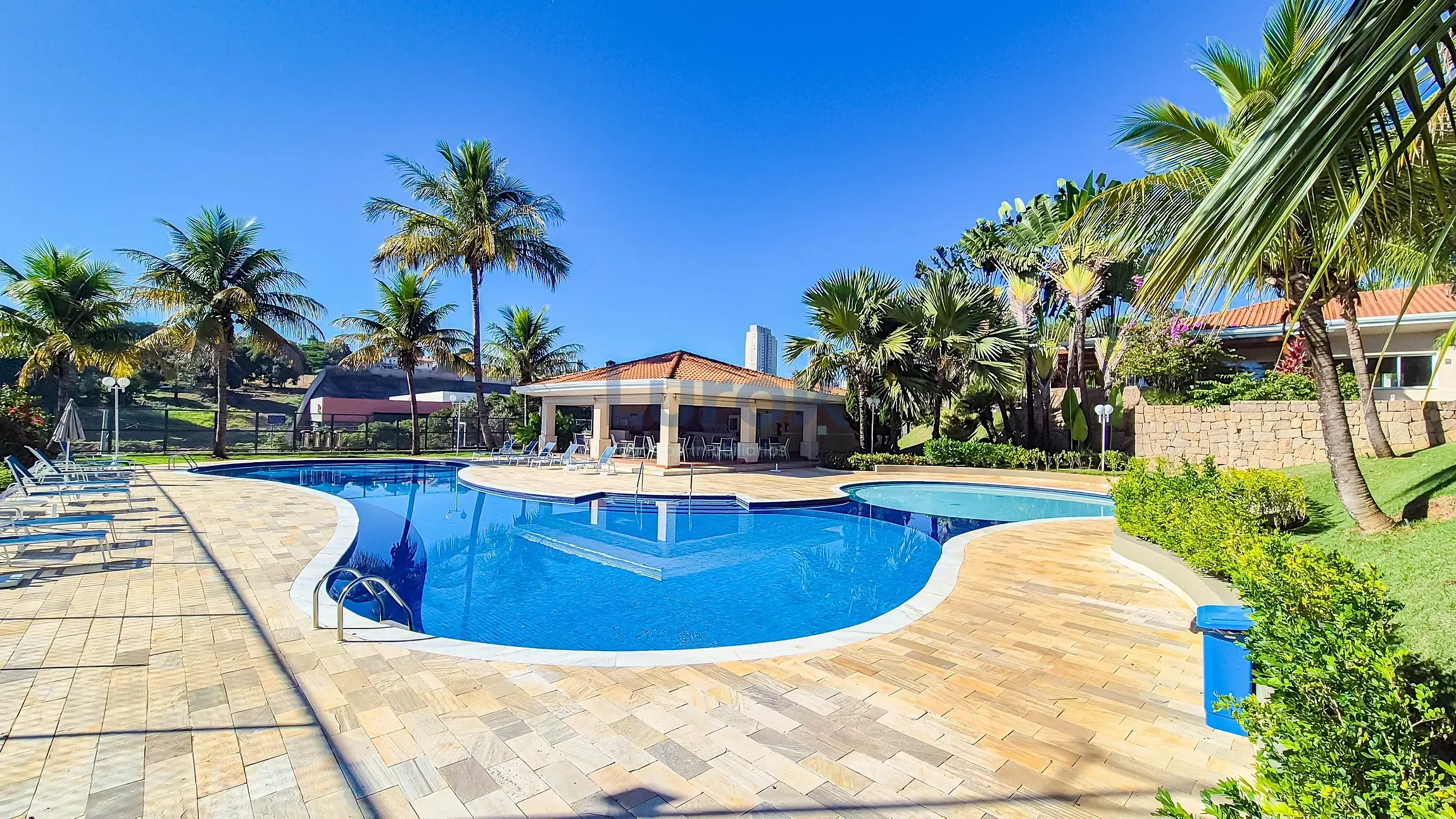 Casa, 3 quartos, 305 m² - Foto 42