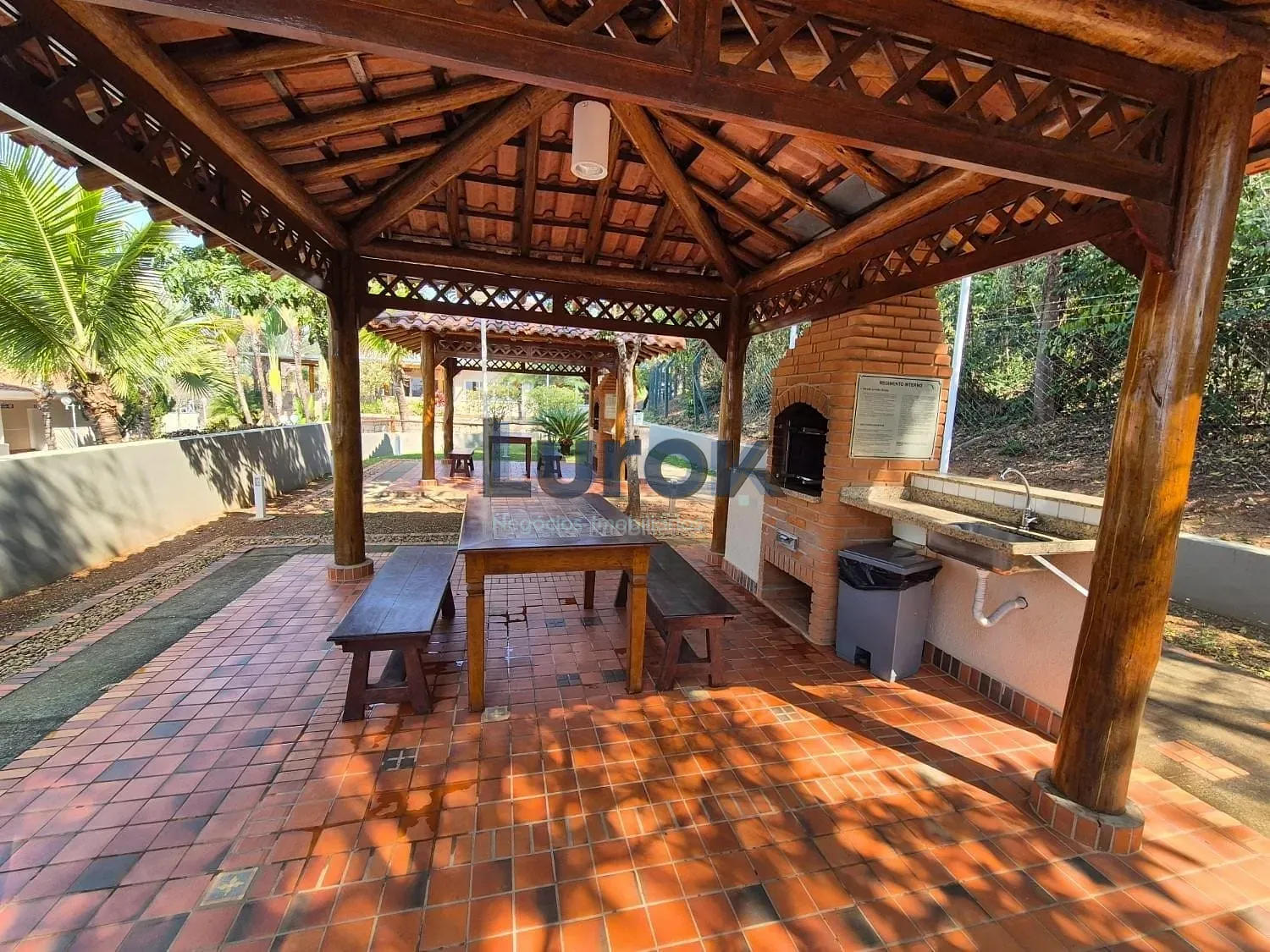 Casa, 3 quartos, 270 m² - Foto 35