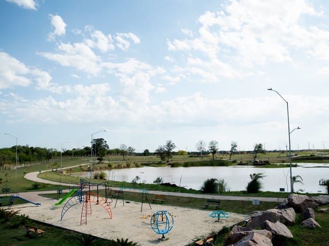 Terreno com 182m², à venda, no bairro Três Vendas em Pelotas