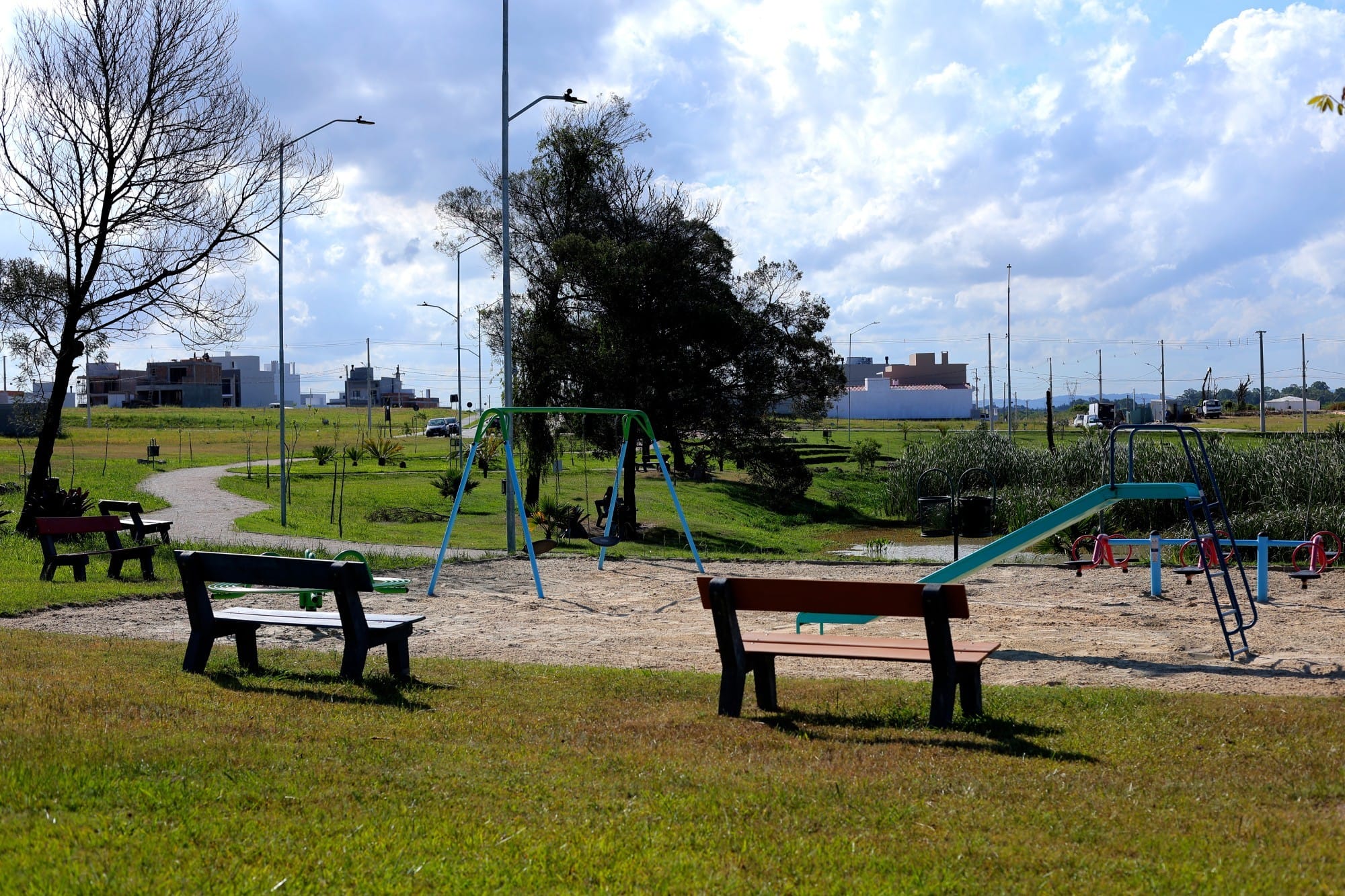 Terreno à venda no Quinta do Lago, Três Vendas - 189 m² de área total, sendo 7 m x 27 m em região de constante crescimento. - 8