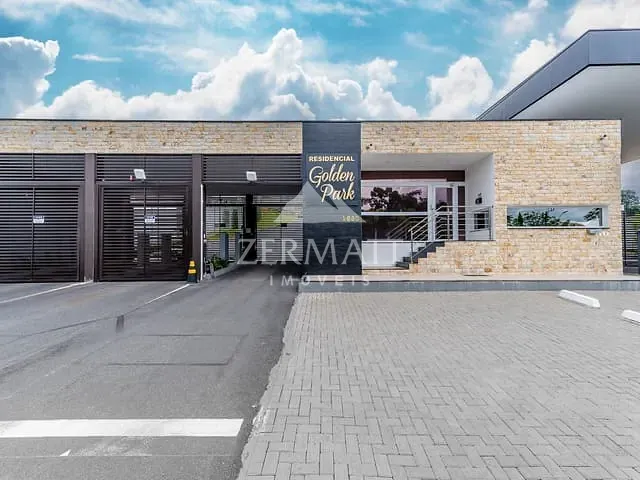 Casa com 350m² 5 quartos e 6 banheiros, à venda, no bairro Itoupava Central em Blumenau