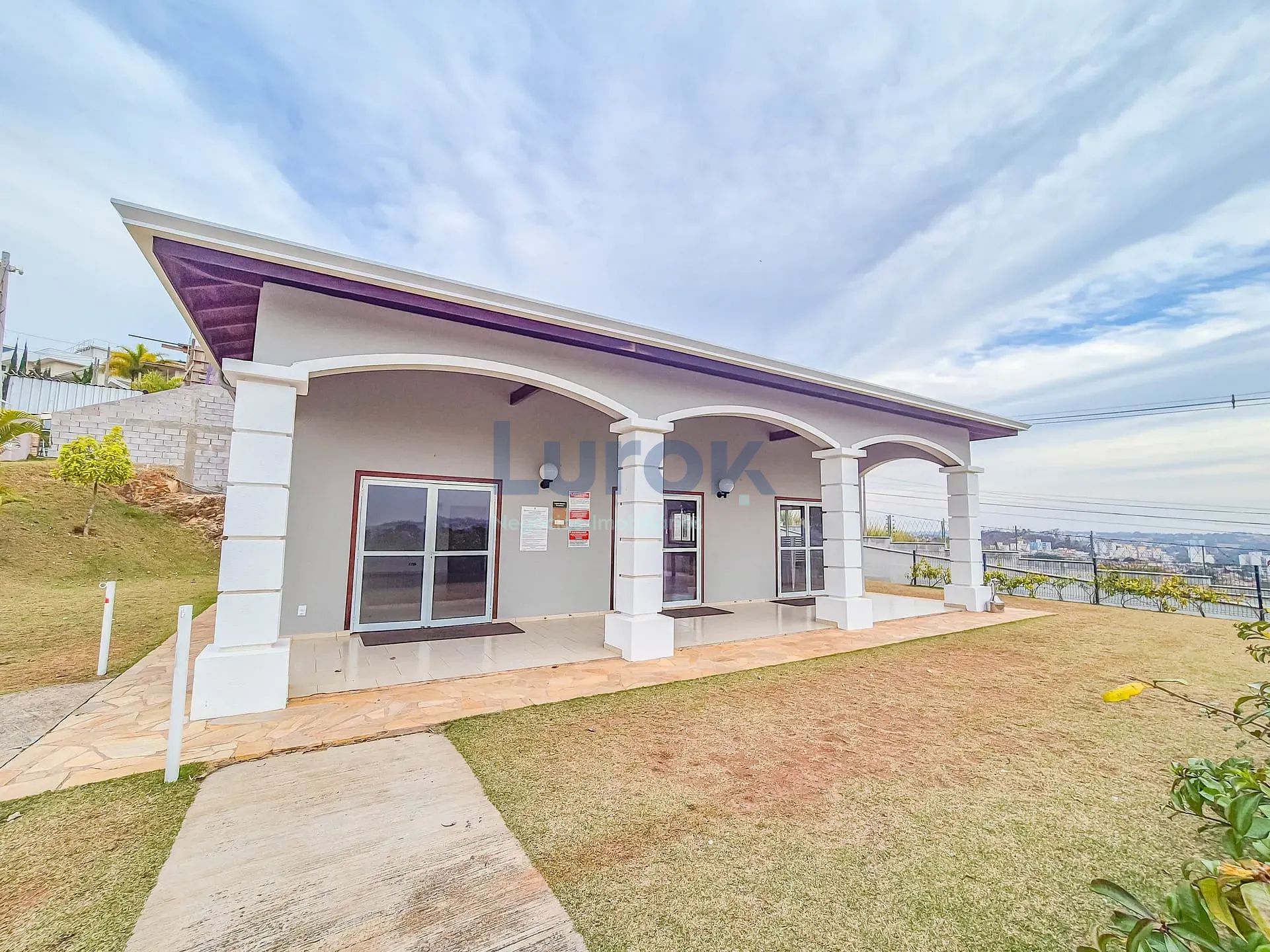 Casa, 3 quartos, 253 m² - Foto 35