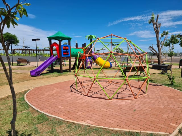 Terreno com 270m², à venda, no bairro Nova Lima em Campo Grande