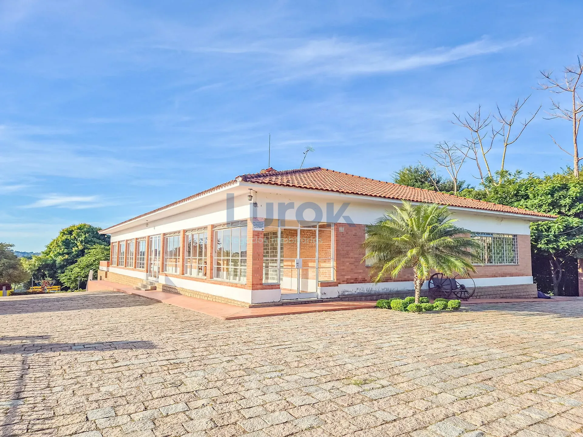 Casa, 3 quartos, 240 m² - Foto 35