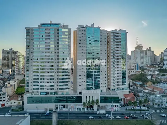 Cobertura / Penthouse 3 quartos e 4 banheiros, à venda, no bairro Centro em Ponta Grossa