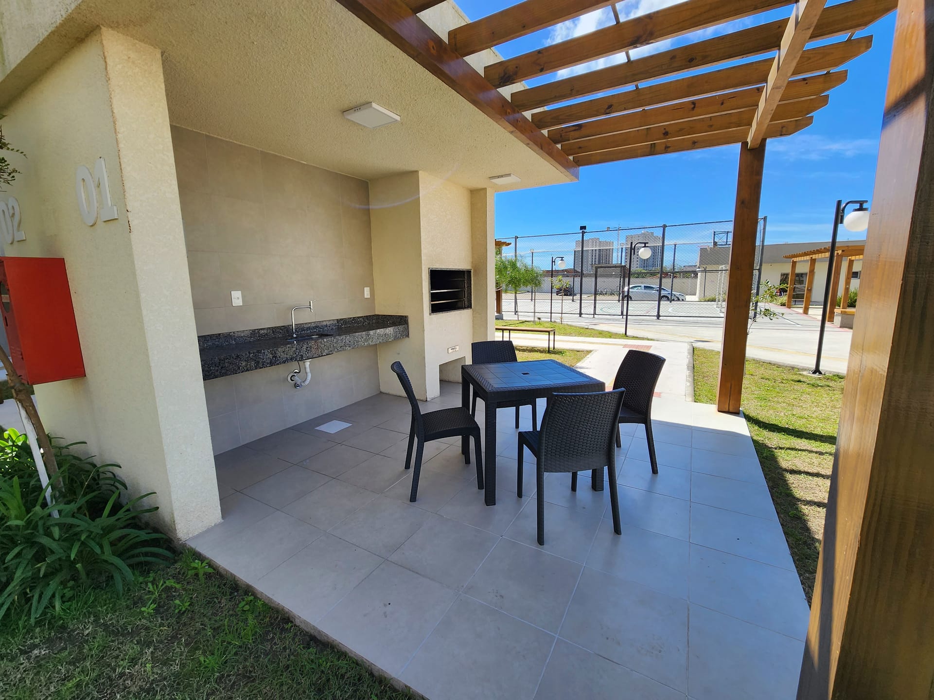 Apartamento mobiliado à venda no Acqua Dunas, Areal - 50 m², 2 quartos, sacada fechada com churrasqueira e frente norte. - 18