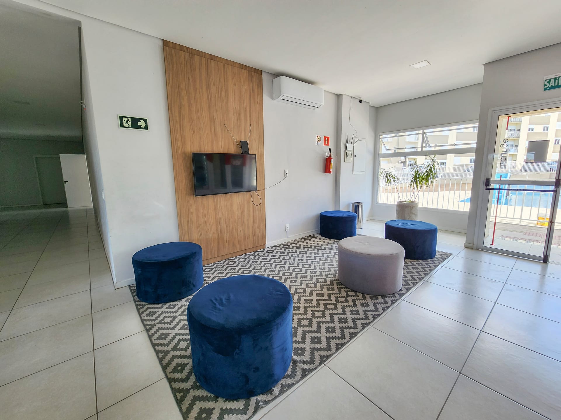 Apartamento à venda no Acqua Dunas, Areal - 50 m², 2 quartos, piso porcelanato e sacada com churrasqueira. - 15