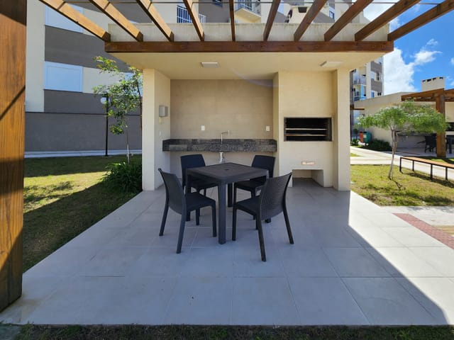 Apartamento com 65m² 2 quartos e 1 banheiro, à venda, no bairro Areal em Pelotas