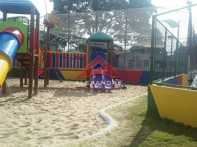 Apartamento 2 quartos e 1 banheiro, para alugar, no bairro Vila Industrial em São José dos Campos