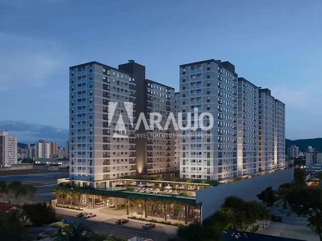 Apartamento 2 quartos e 2 banheiros, à venda, no bairro São João em Itajaí