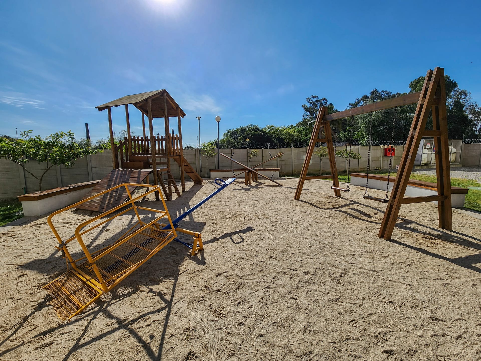 Apartamento mobiliado à venda Acqua Residence Club , Três Vendas - andar alto com sacada. - 27