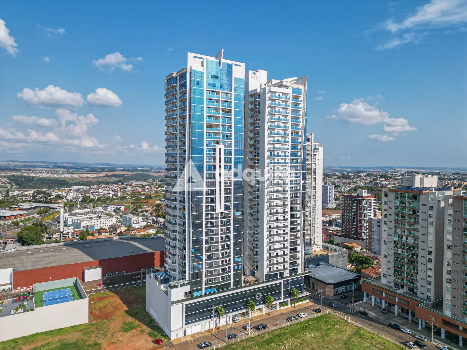 Apartamento, 4 quartos, 322 m² - Foto 1
