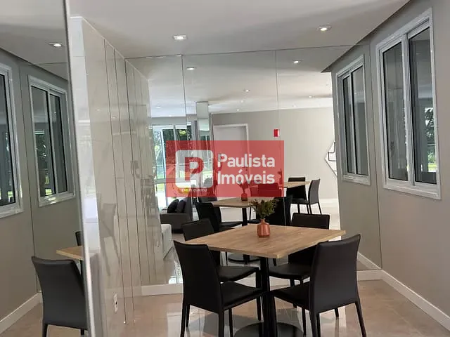 Apartamento com 135m² 3 quartos e 2 banheiros, à venda, no bairro Santo Amaro em São Paulo