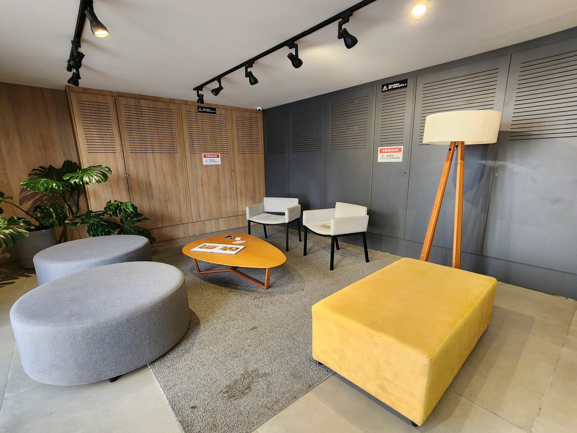 Apartamento de 1 Dormitório Semi Mobiliado para Aluguel no Centro de Pelotas RS com Excelente Localização, Conforto e Praticidade - 9