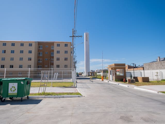Apartamento com 55m² 2 quartos e 1 banheiro, para alugar, no bairro Três Vendas em Pelotas
