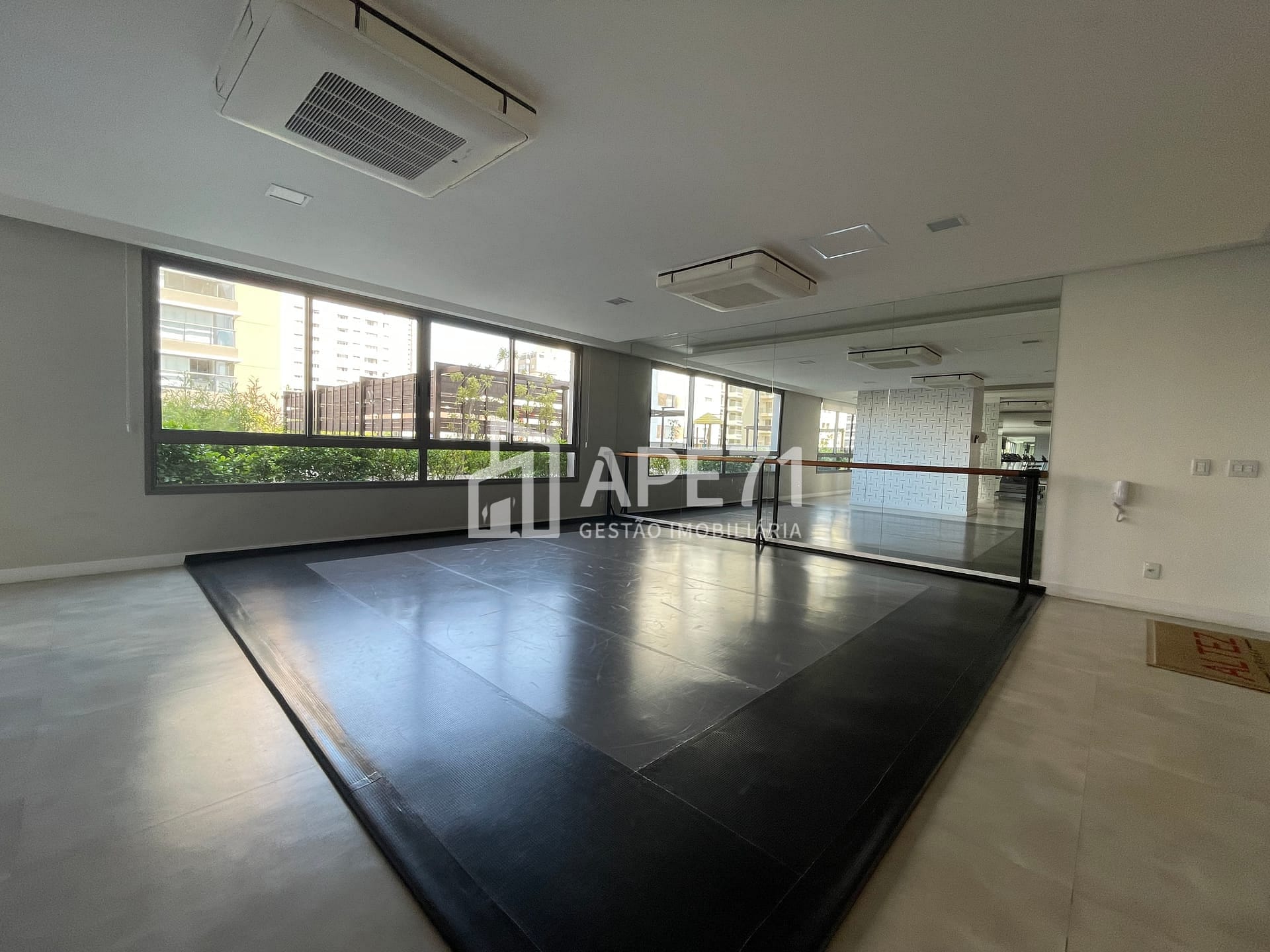 Apartamento à venda com 2 quartos, 162m² - Foto 22