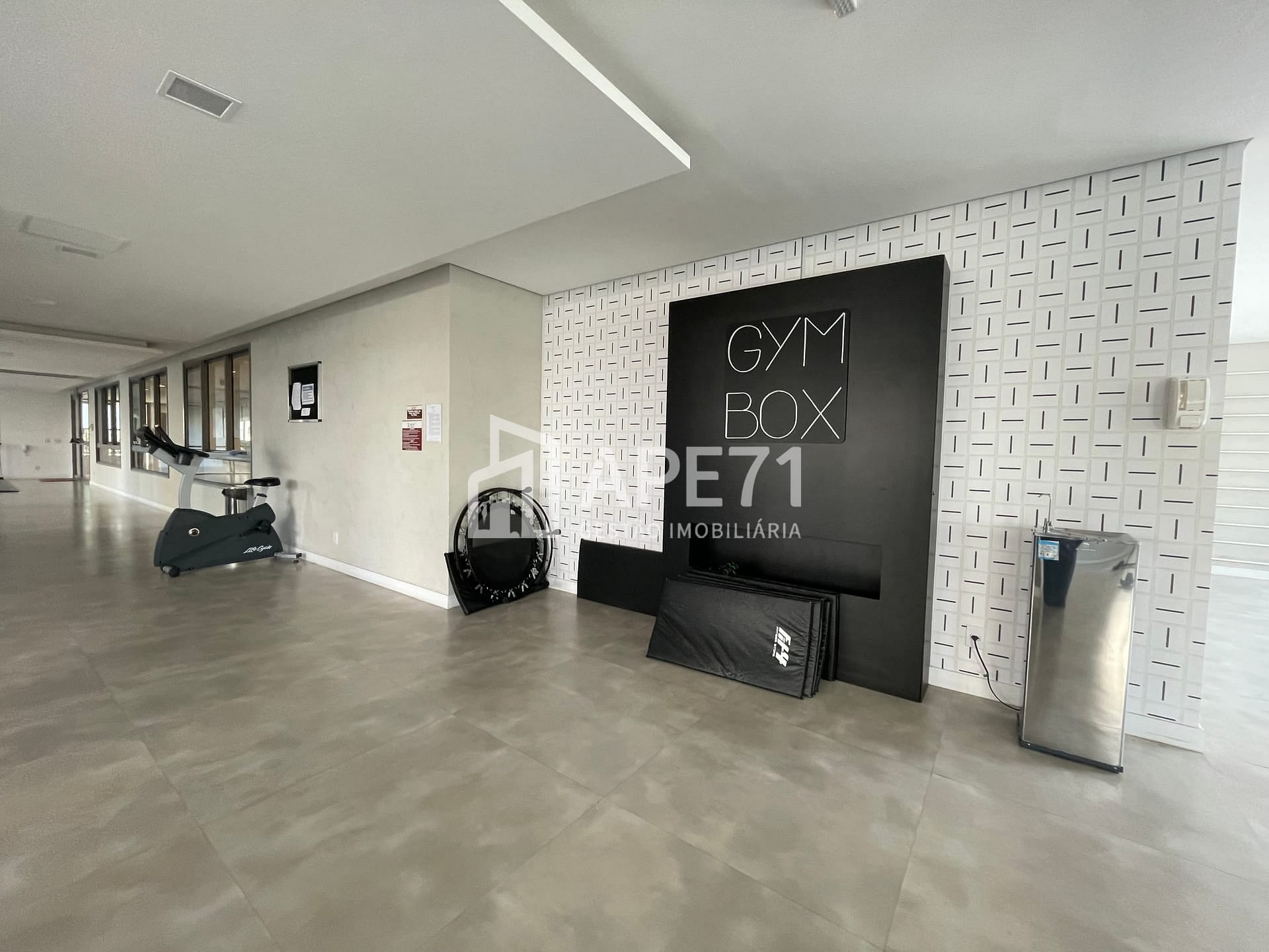 Apartamento à venda com 2 quartos, 162m² - Foto 21