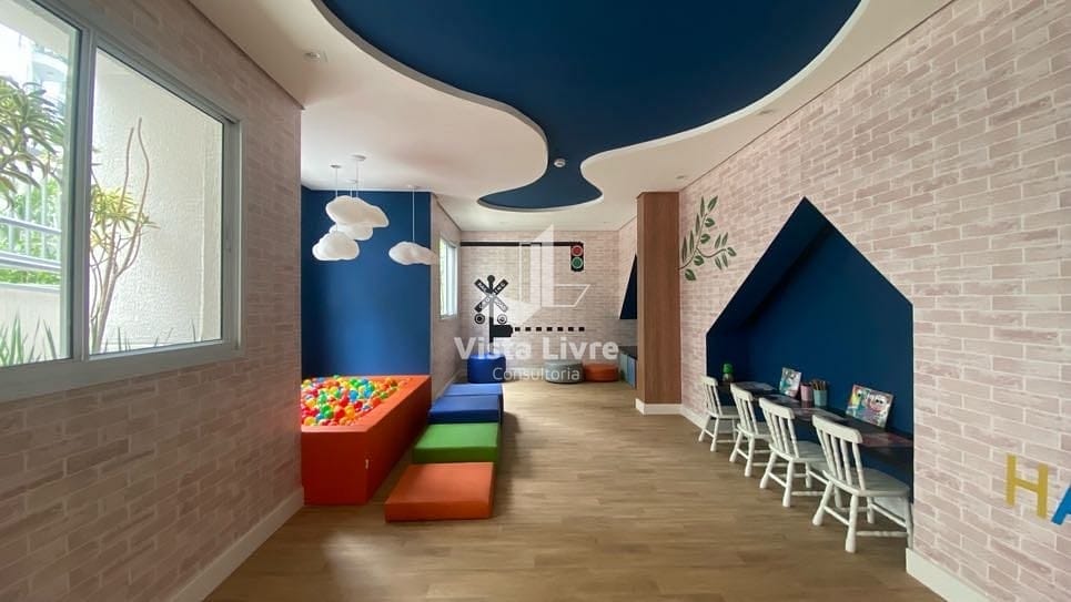 Apartamento à venda com 2 quartos, 39m² - Foto 35