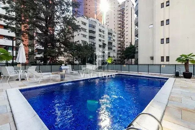Apartamento à venda com 1 quarto, 50m² - Foto 5