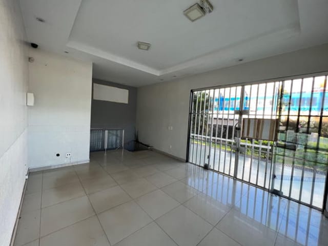Foto do Loja - COMERICAL  CLN 102 ASA NORTE, Brasília - DF | Casa Moncaio