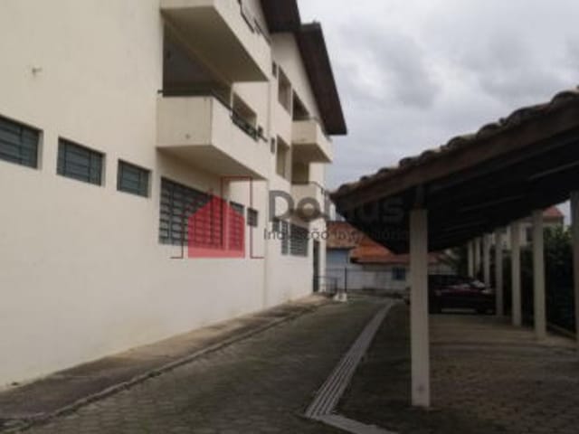 Loja com 750m², para alugar, no bairro Alto do Cardoso em Pindamonhangaba
