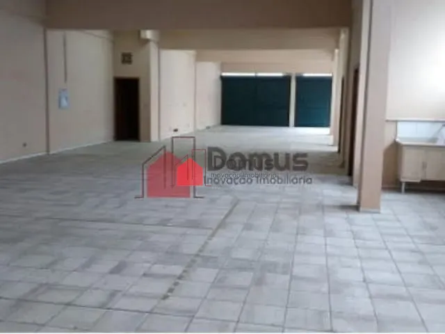 Loja com 750m², para alugar, no bairro Alto do Cardoso em Pindamonhangaba